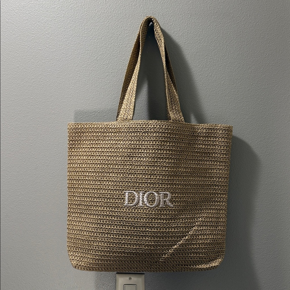DIOR beauty Natural Raffia Tote; NWOT - Picture 9 of 15